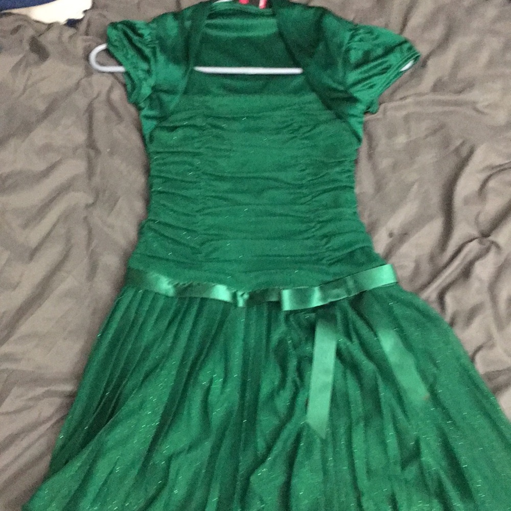Emerald green kids dress